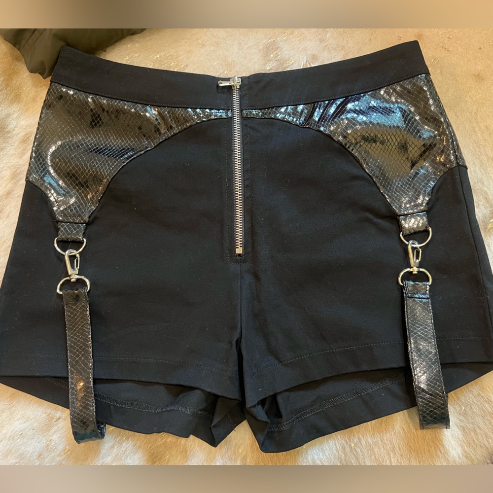 Tiger Mist- Ginger Shorts